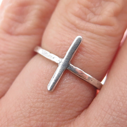 925 Sterling Silver Vintage Cross Oxidized Ring Size 5.75