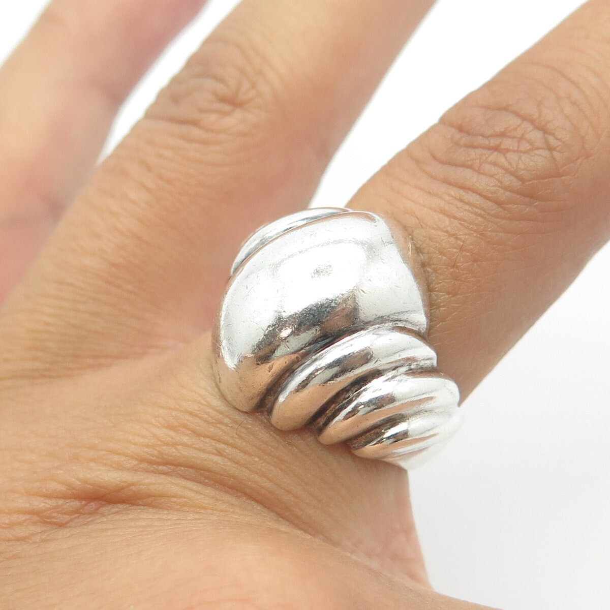 925 Sterling Silver Vintage Ribbed Ring Size 7.75