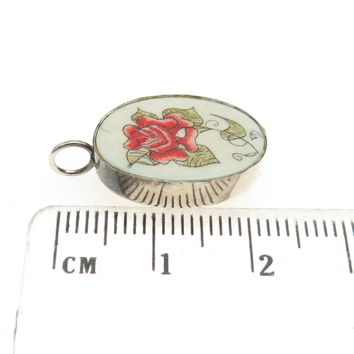 925 Sterling Silver Vintage Rose Floral Oval Pendant