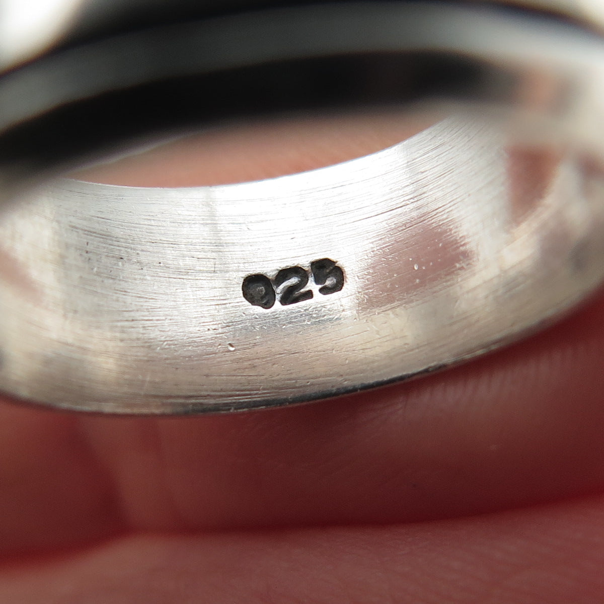 925 Sterling Silver Vintage Modernist Oxidized Band Ring Size 6