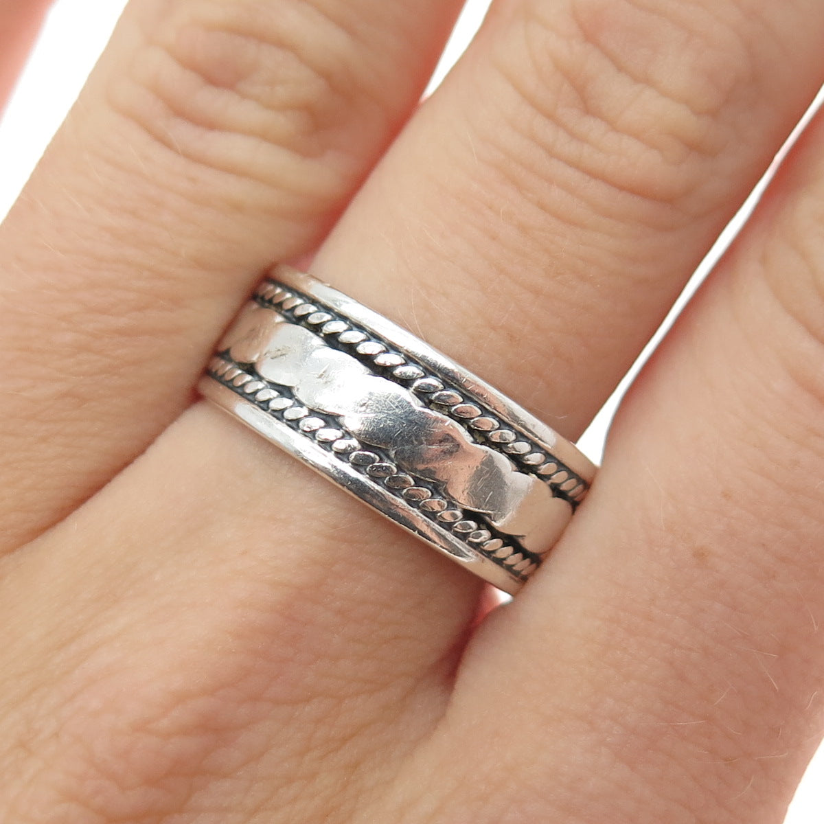 925 Sterling Silver Vintage Roped Oxidized Band Ring Size 8
