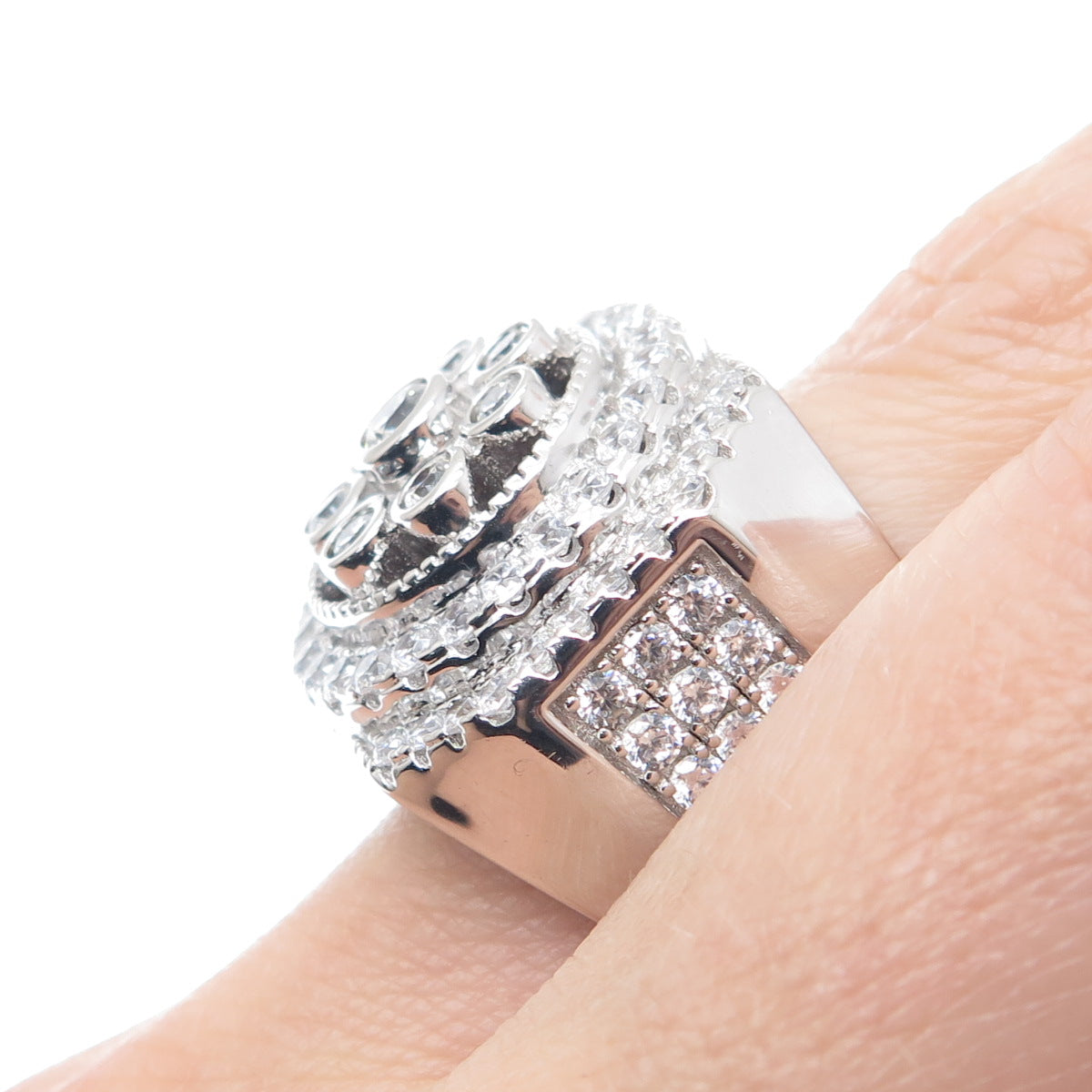 925 Sterling Silver Round-Cut C Z Flower Ring Size 10.5