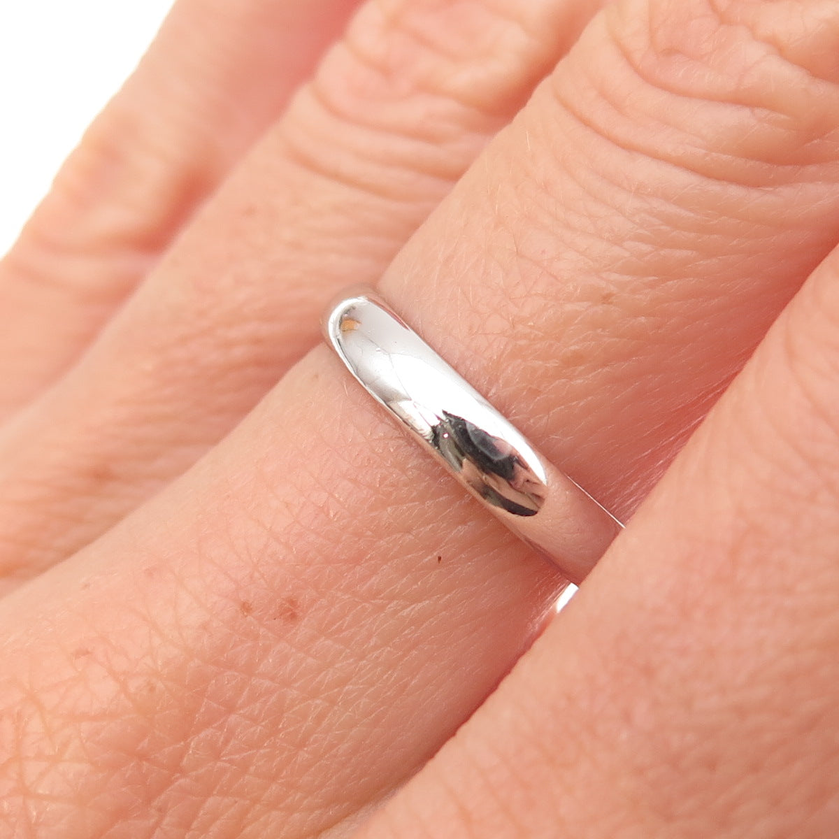 925 Sterling Silver Vintage Classic Wedding Band Ring Size 7.25