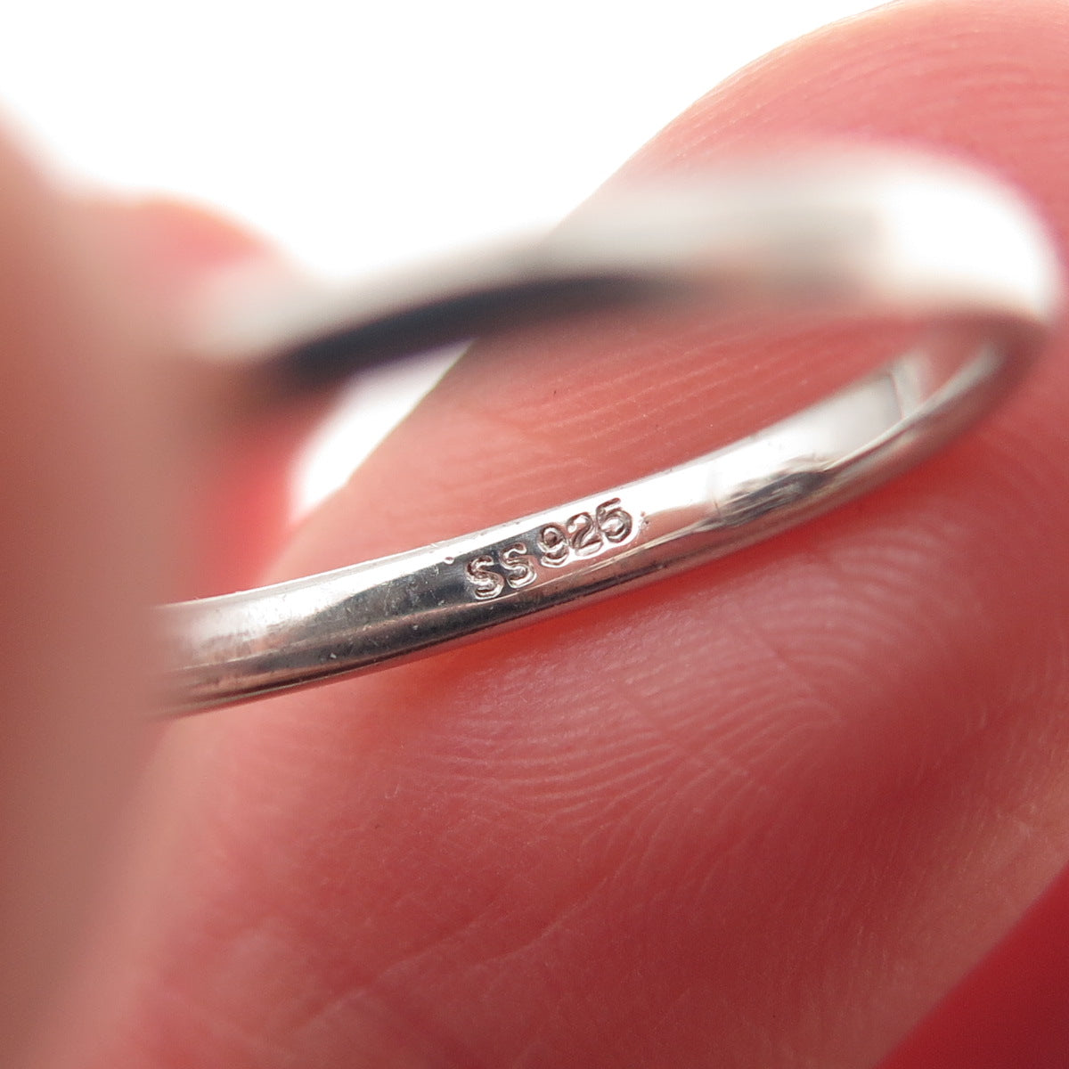 925 Sterling Silver Round-Cut C Z X-Shape Ring Size 6.75