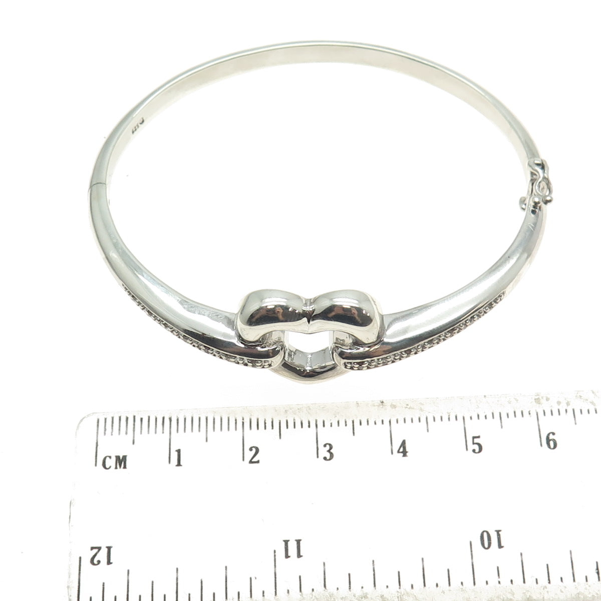 925 Sterling Silver Real Round-Cut Diamond Heart Bangle Bracelet 7.25"