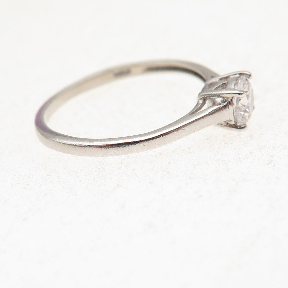 925 Sterling Silver Round-Cut C Z Engagement Ring Size 7.25