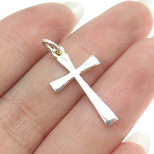 925 Sterling Silver Vintage Classic Cross Pendant