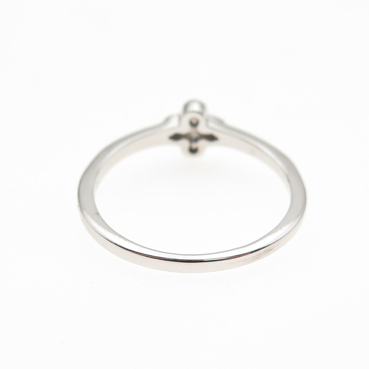 925 Sterling Silver Round-Cut C Z Flower Ring Size 6.25