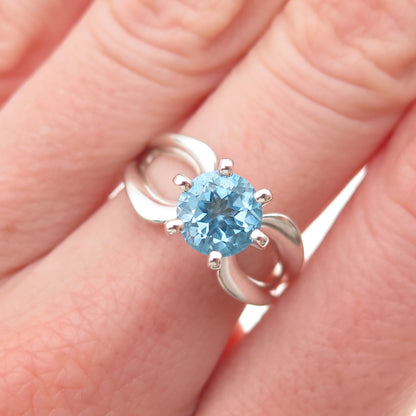 925 Sterling Silver Vintage Real Round-Cut Blue Topaz Modernist Ring Size 6.25
