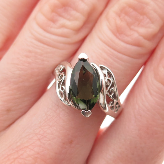 925 Sterling Silver Vintage Real Marquise-Cut Peridot Swirl Bypass Ring Size 7
