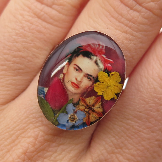 925 Sterling Silver Vintage Pressed Flower Frida Kahlo Portrait Ring Size 9