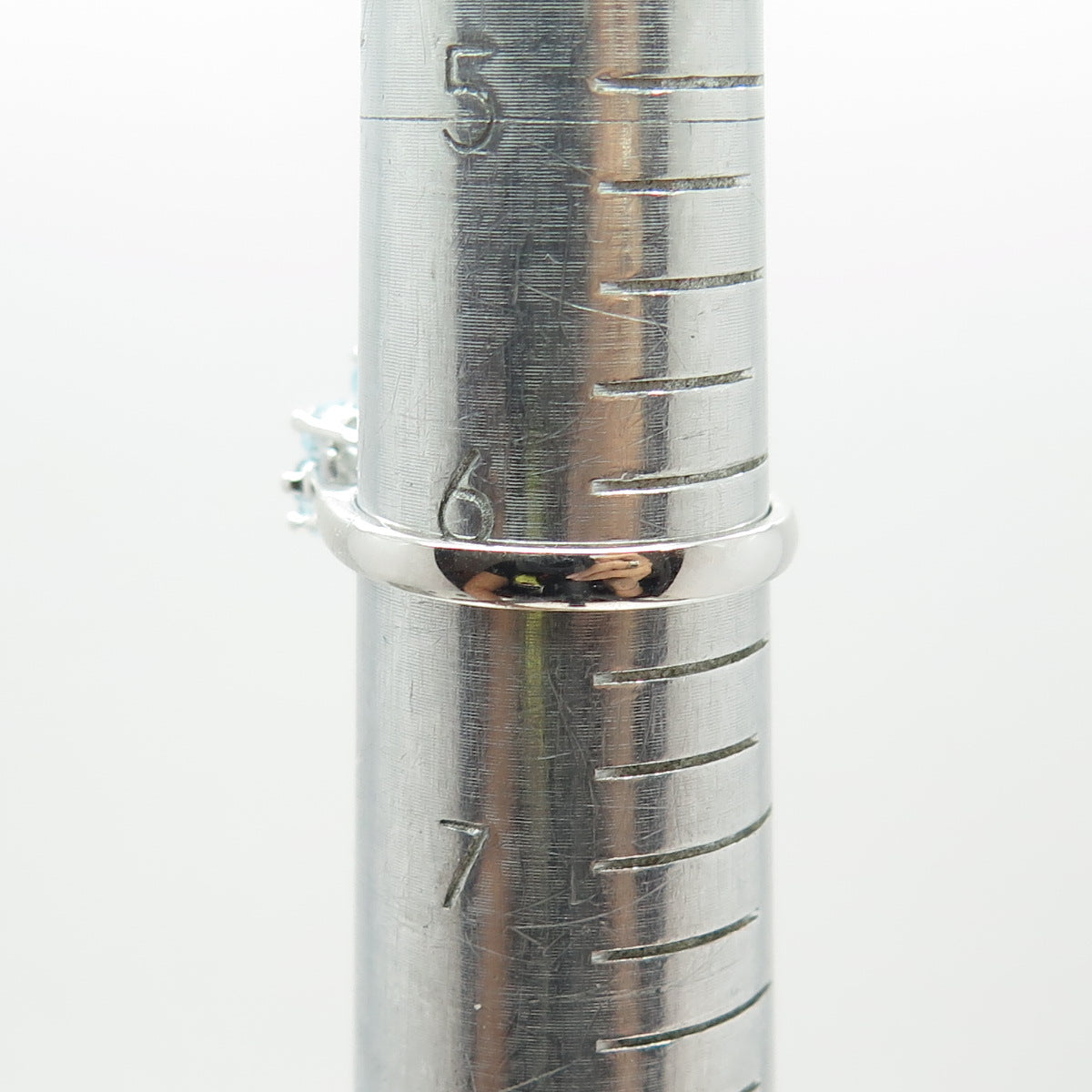 925 Sterling Silver Real Oval & Round-Cut Blue Topaz Cluster Ring Size 6.25