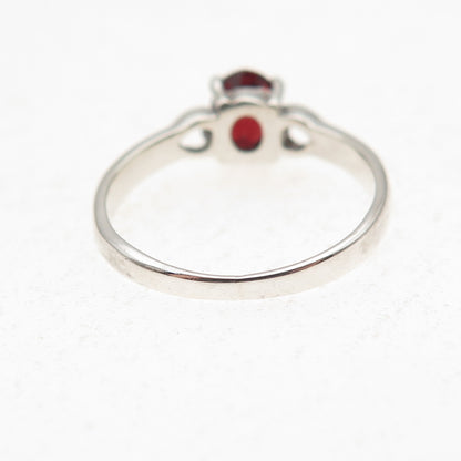 925 Sterling Silver Vintage Real Oval-Cut Red Garnet Heart Ring Size 6.25