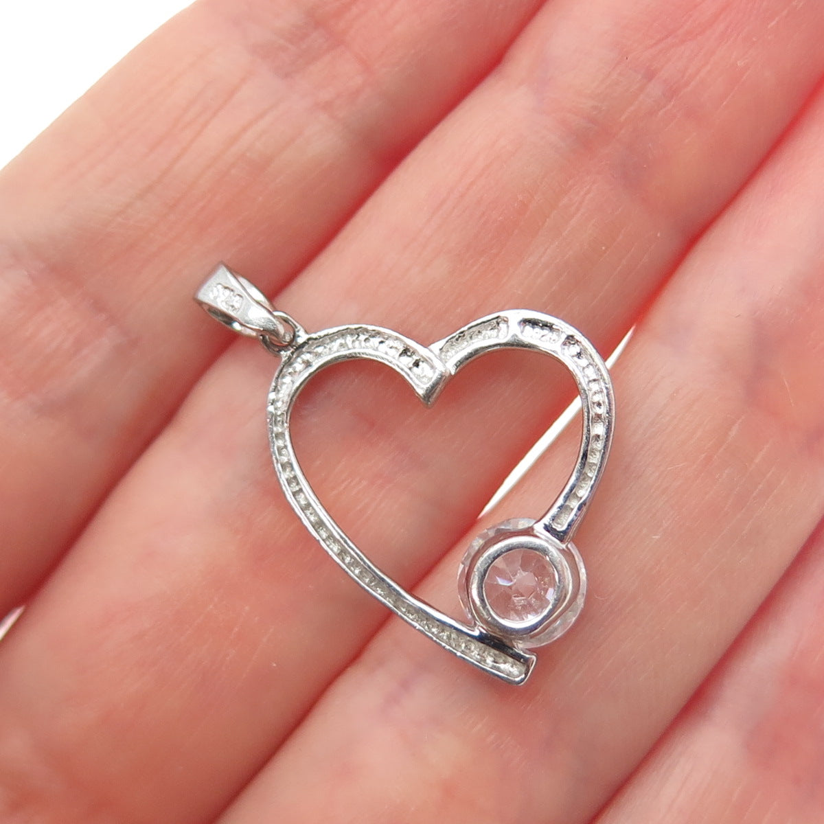925 Sterling Silver Round-Cut C Z Heart Minimalist Charm Pendant
