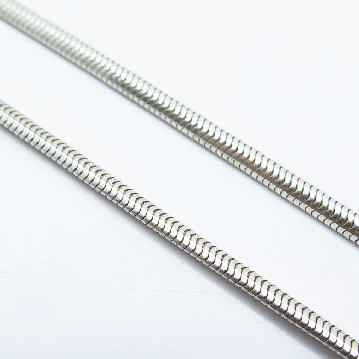 925 Sterling Silver Vintage Kabana Bow Snake Chain Necklace 18"
