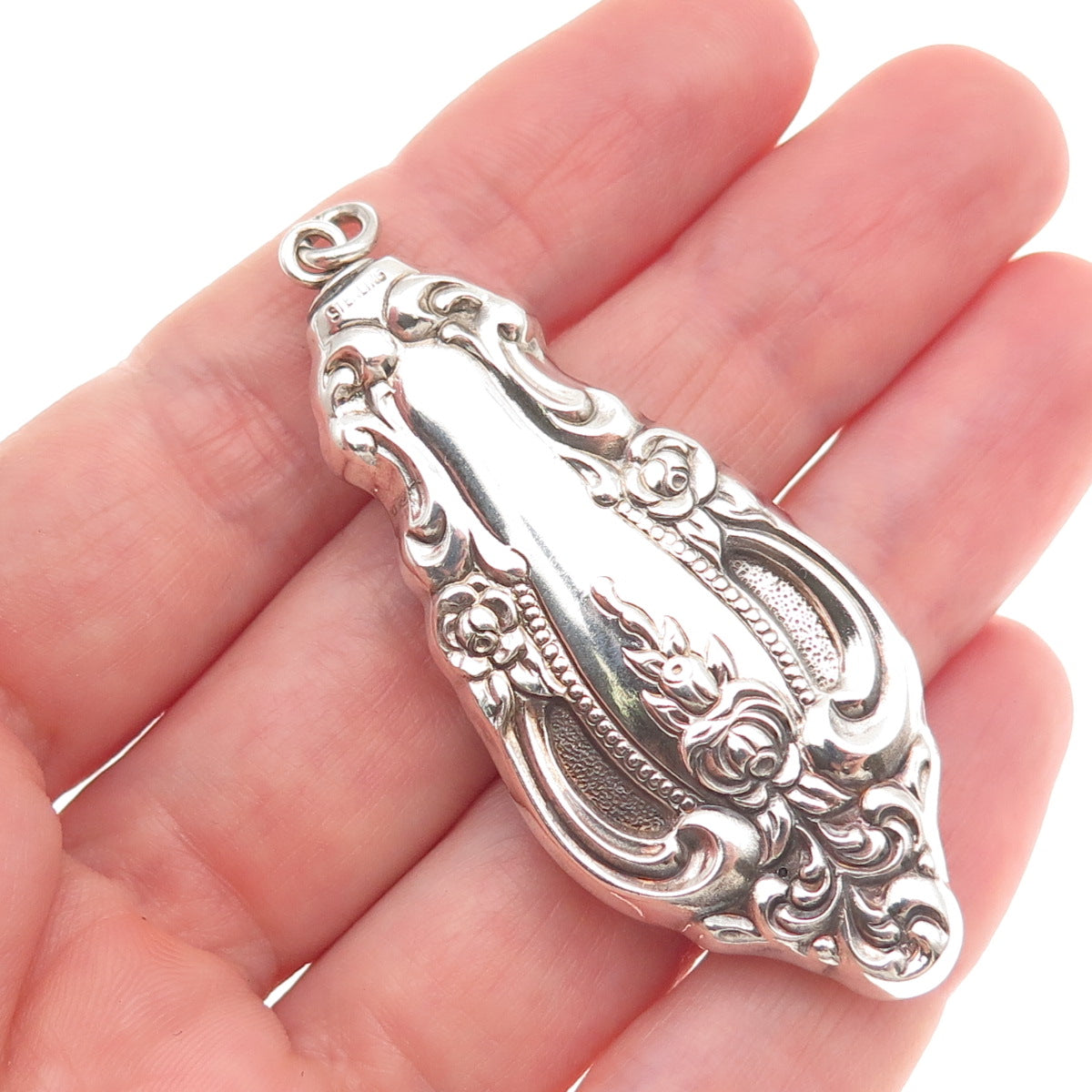 Wallace 925 Sterling Silver Vintage 1973 Grand Victorian Charm Pendant