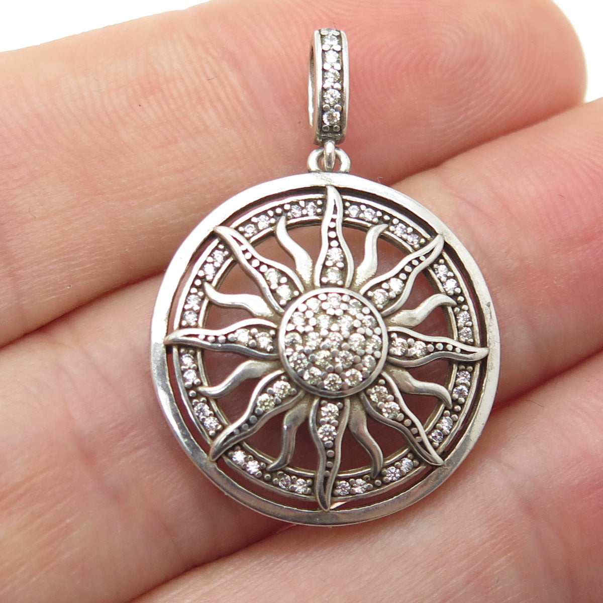 925 Sterling Silver Vintage Round-Cut C Z Sun Pendant