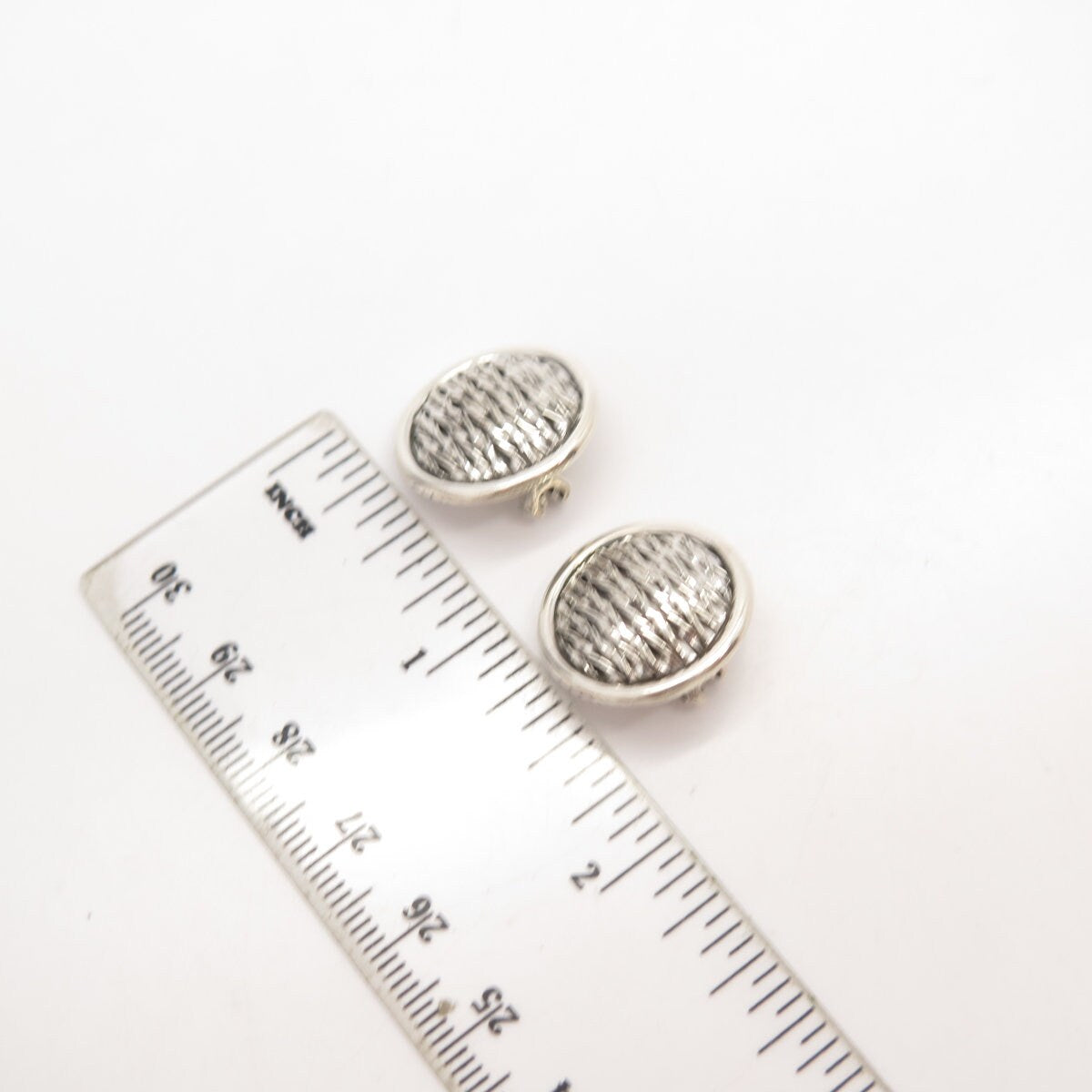925 Sterling Silver Vintage DW Striped Twisted Round Clip On Earrings