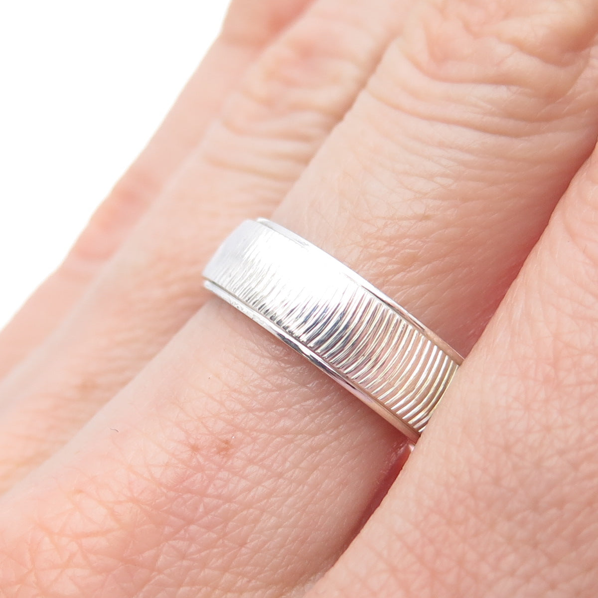 925 Sterling Silver Vintage AGM Ribbed Band Ring Size 7