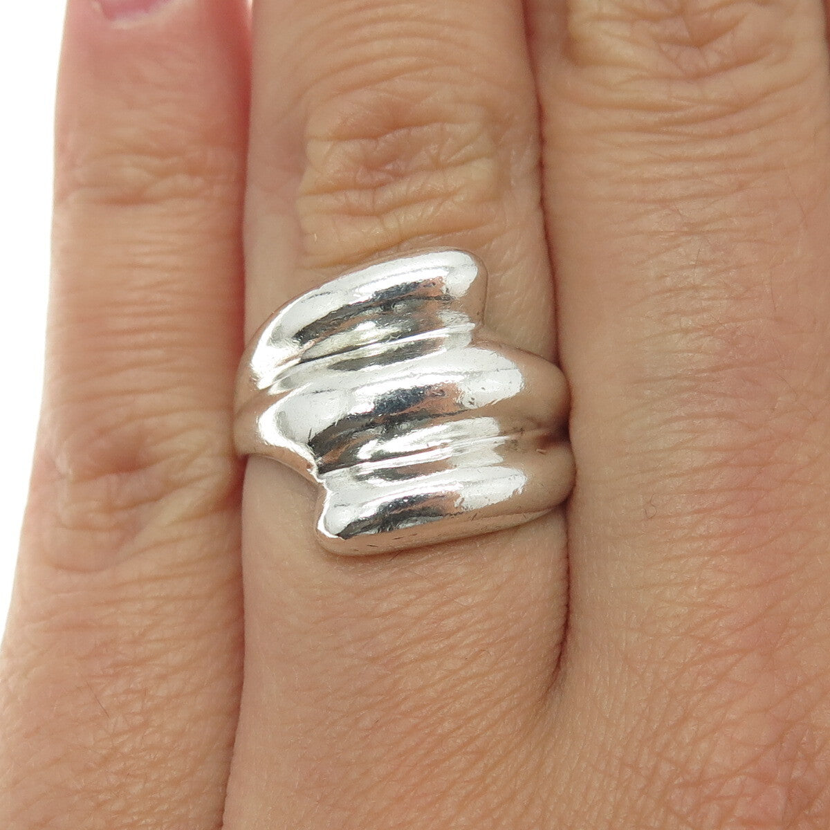 925 Sterling Silver Vintage Ribbed Ring Size 6.5