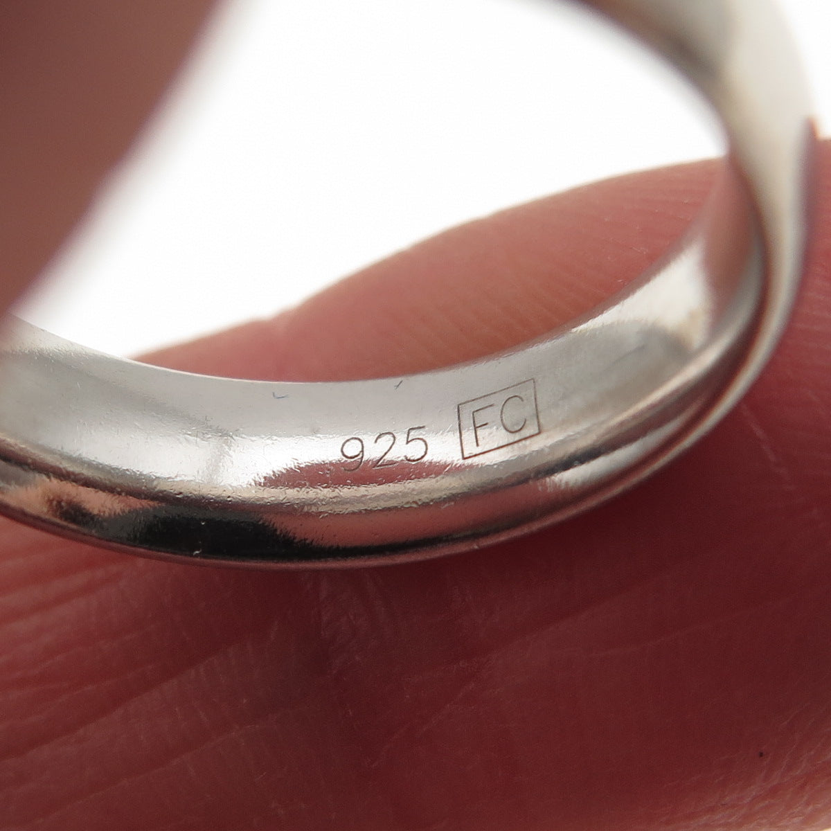 925 Sterling Silver Vintage Classic Wedding Band Ring Size 7