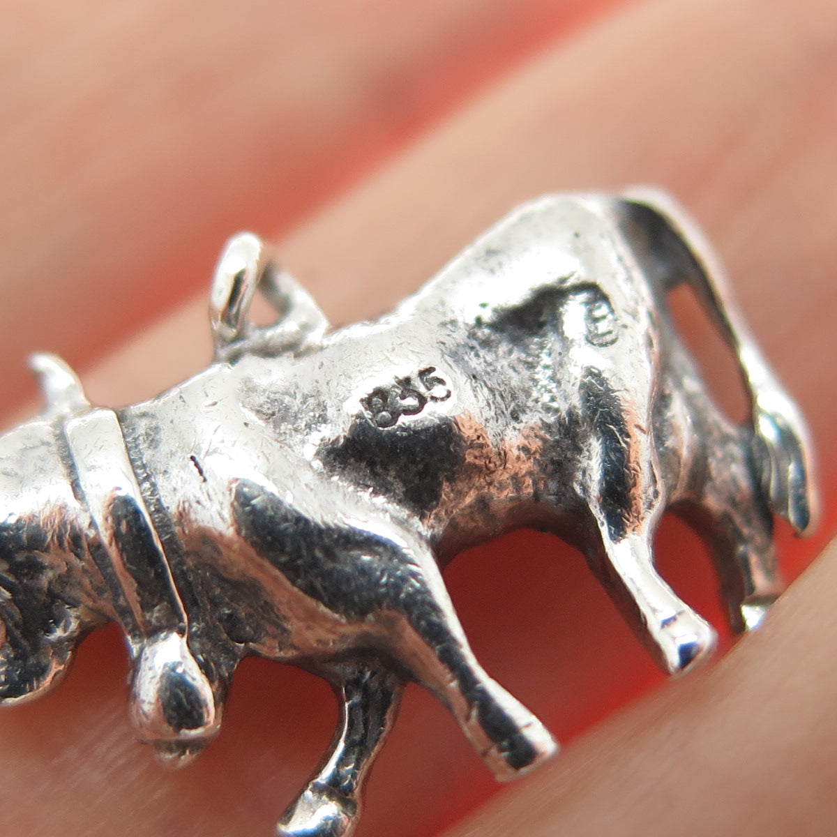 835 Silver Vintage European Cow Oxidized Minimalist 3D Charm Pendant
