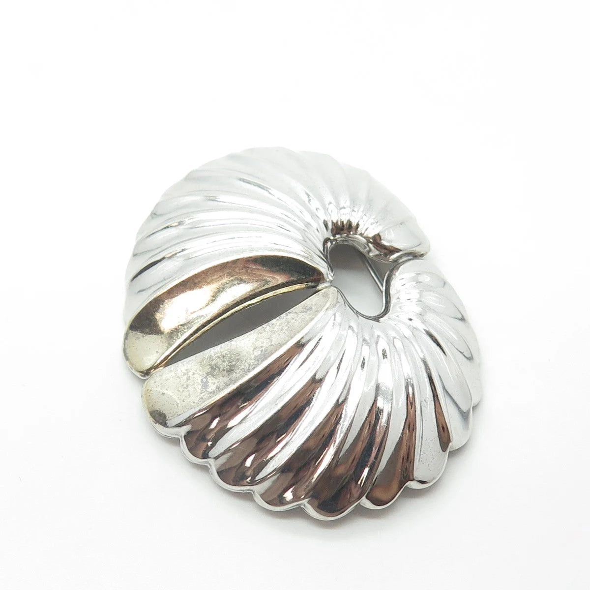 925 Sterling Silver Vintage Ribbed Shell Modernist Pin Brooch