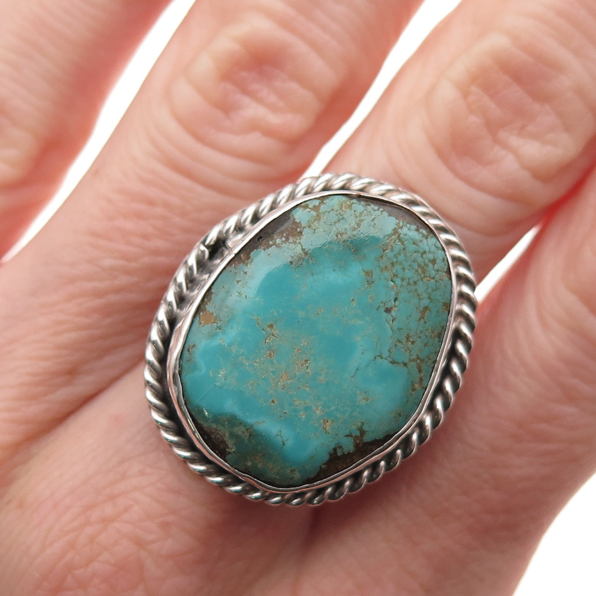 Old Pawn Sterling Silver Vintage Southwestern Turquoise Tribal Ring Size 6.25