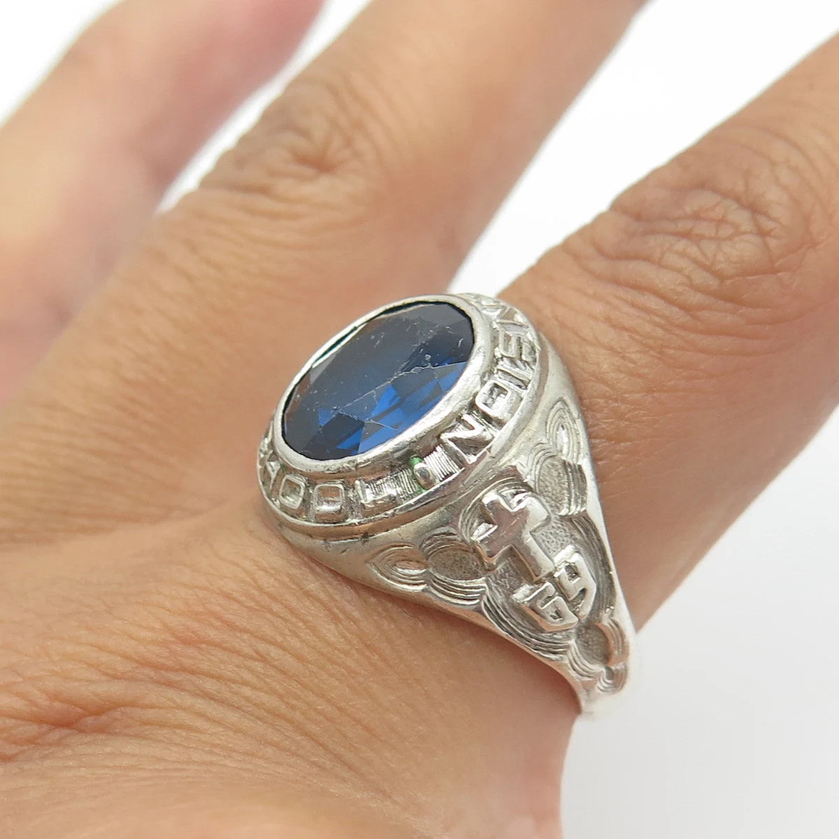925 Sterling Silver Vintage S.K&F 1969 Ascension Catholic School Ring Size 9.5