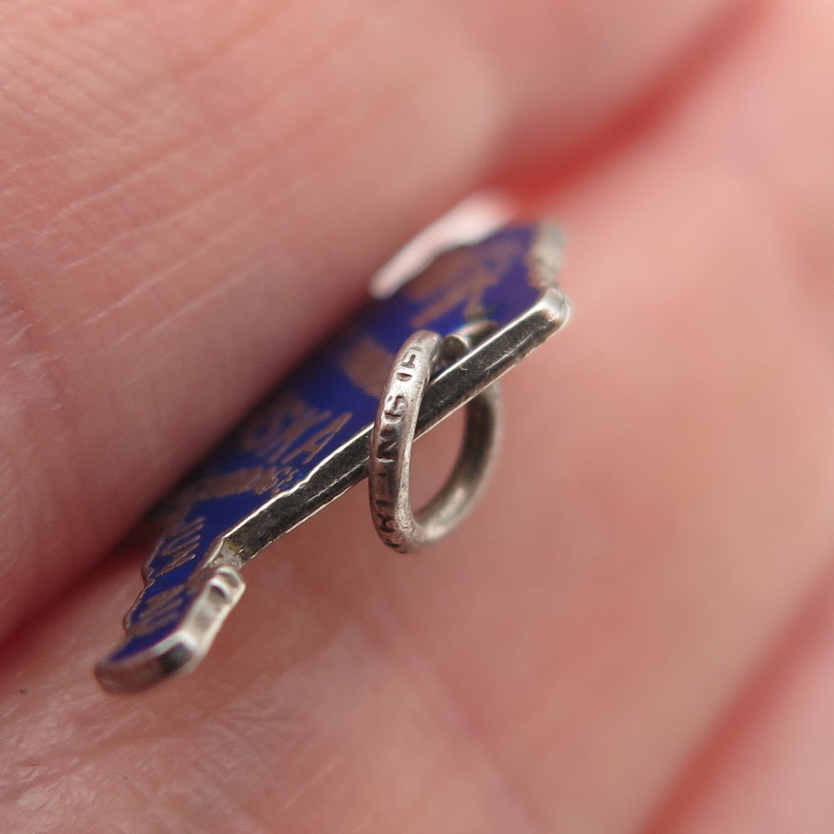 FRENCH & FRANKLIN 925 Sterling Silver Vintage Enamel Alaska State Mini Pendant