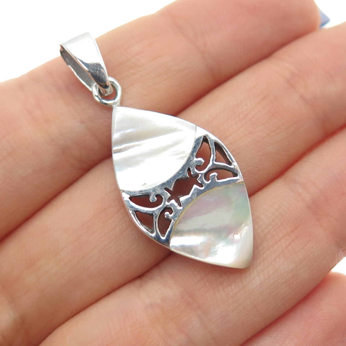 925 Sterling Silver Vintage Real MOP Ornate Charm Pendant