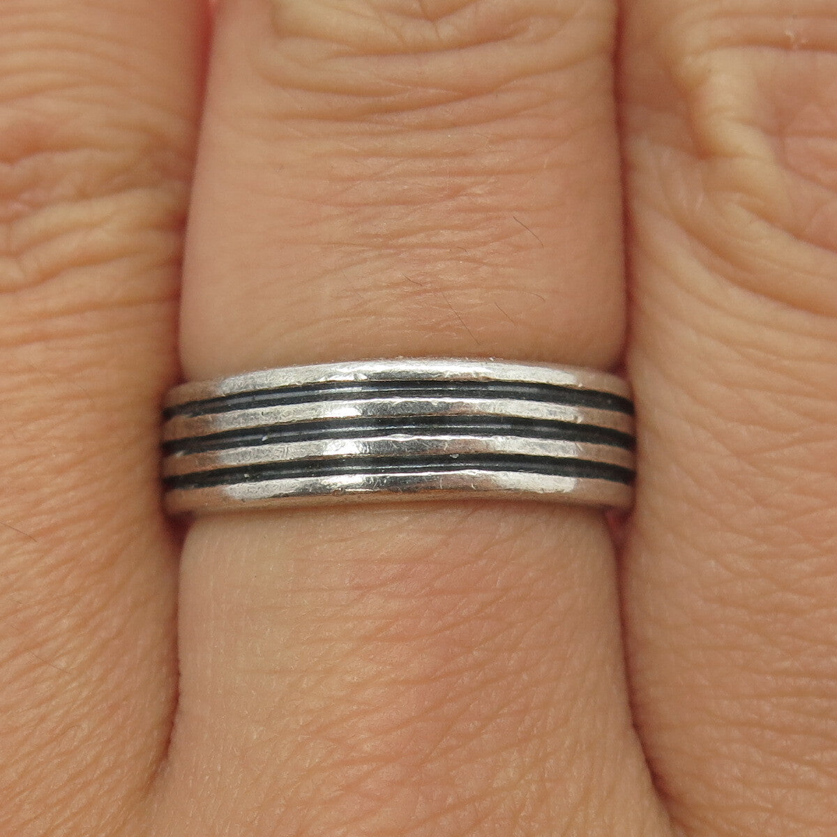 925 Sterling Silver Vintage Mexico Multi-Lined Oxidized Band Ring Size 8.25