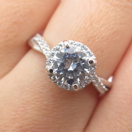 925 Sterling Silver Round-Cut C Z Engagement Ring Size 7