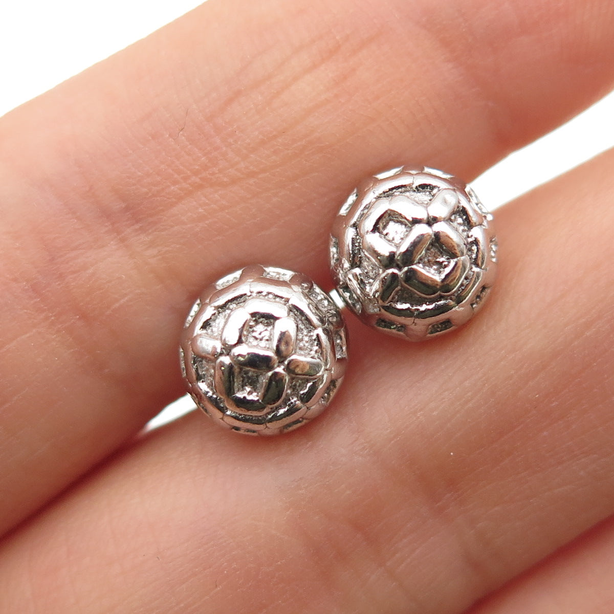 925 Sterling Silver Lucky Number 8 Stud Earrings