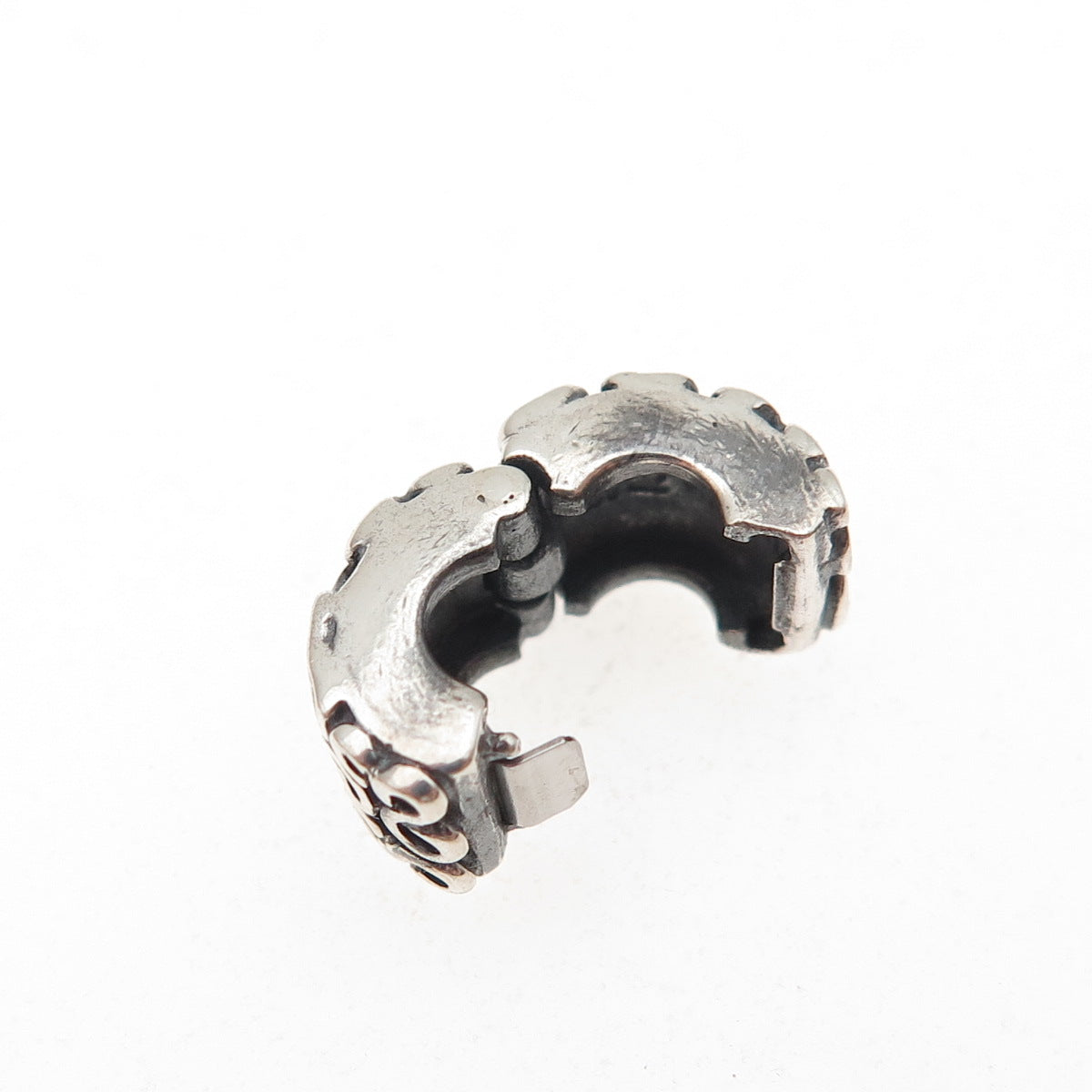 Pandora 925 Sterling Silver Swirl Clip Charm