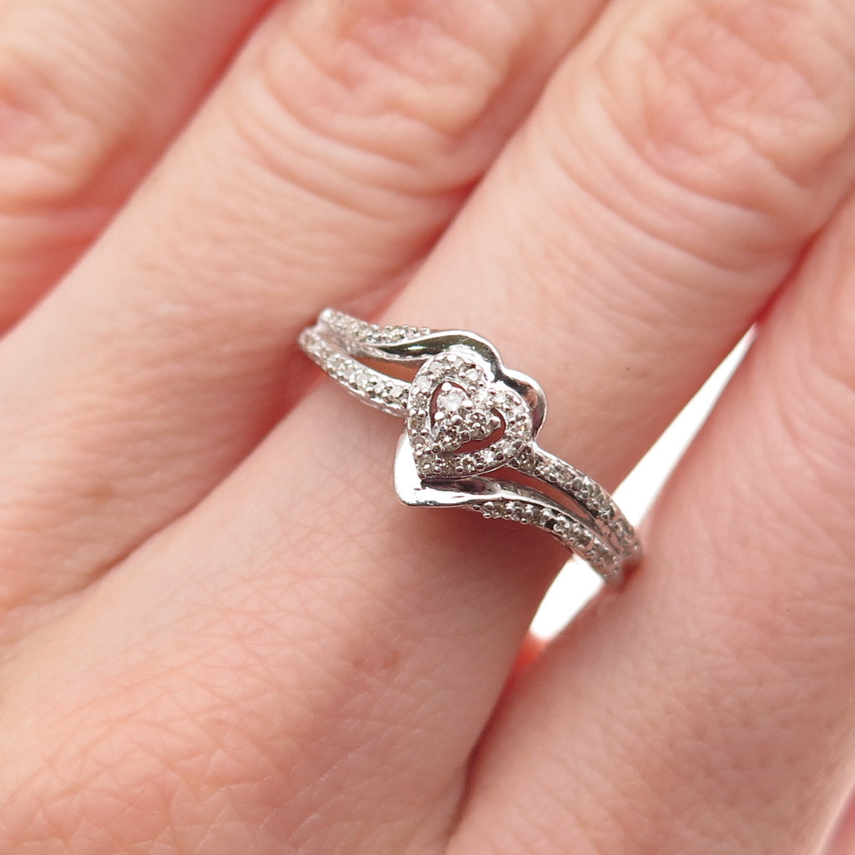 Jane Seymour 925 Sterling Silver Real Round-Cut Diamond Heart Ring Size 7