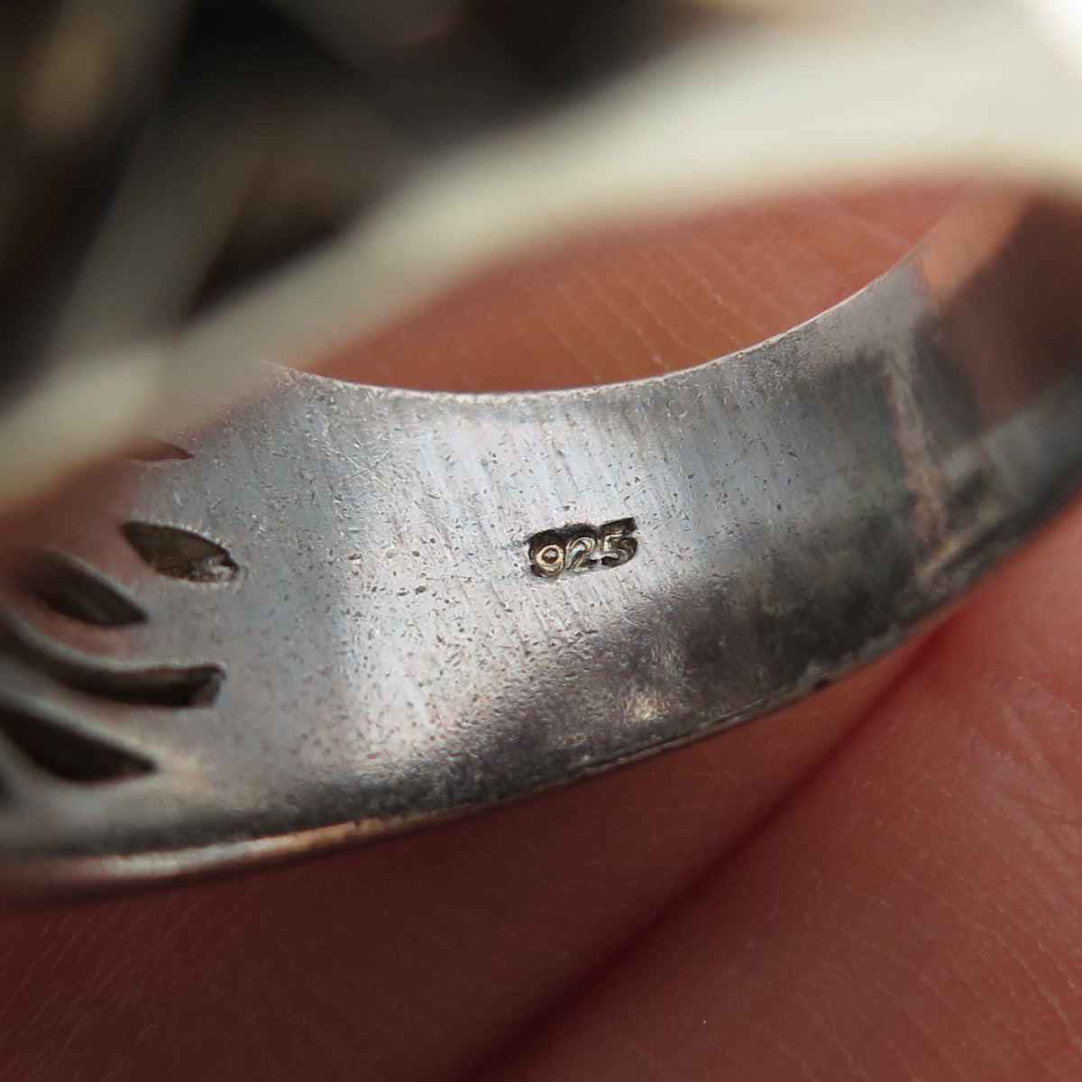 925 Sterling Silver Vintage Modernist Tree of Life Oxidized Ring Size 8