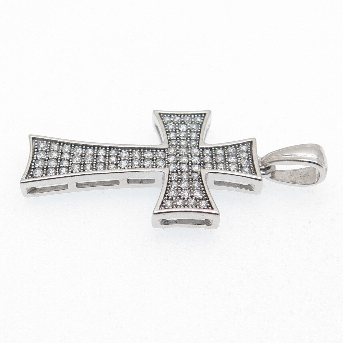 925 Sterling Silver Round-Cut C Z Cross Sparkle Pendant