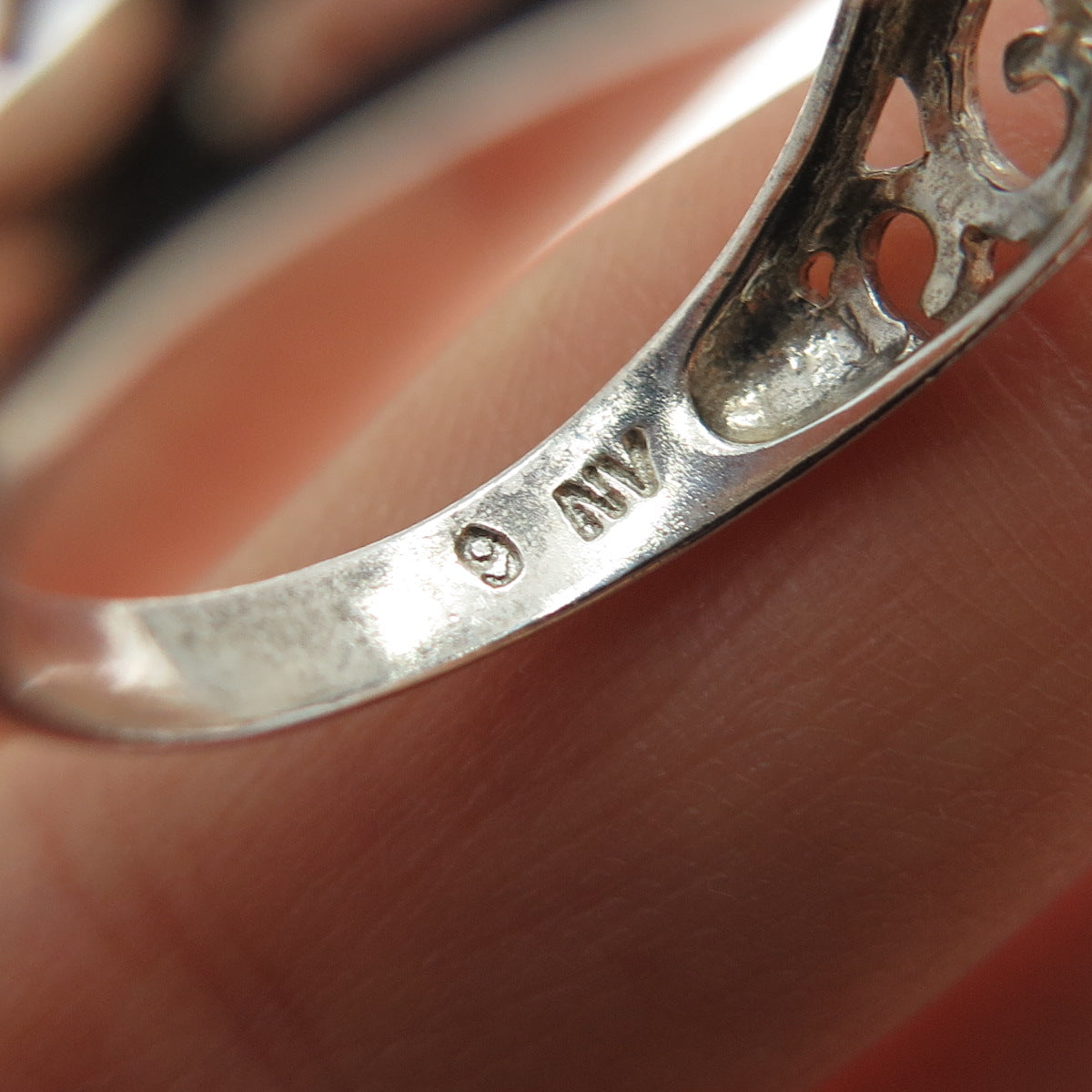 NEVADA 925 Sterling Silver Vintage Swirl Ring Size 9.25