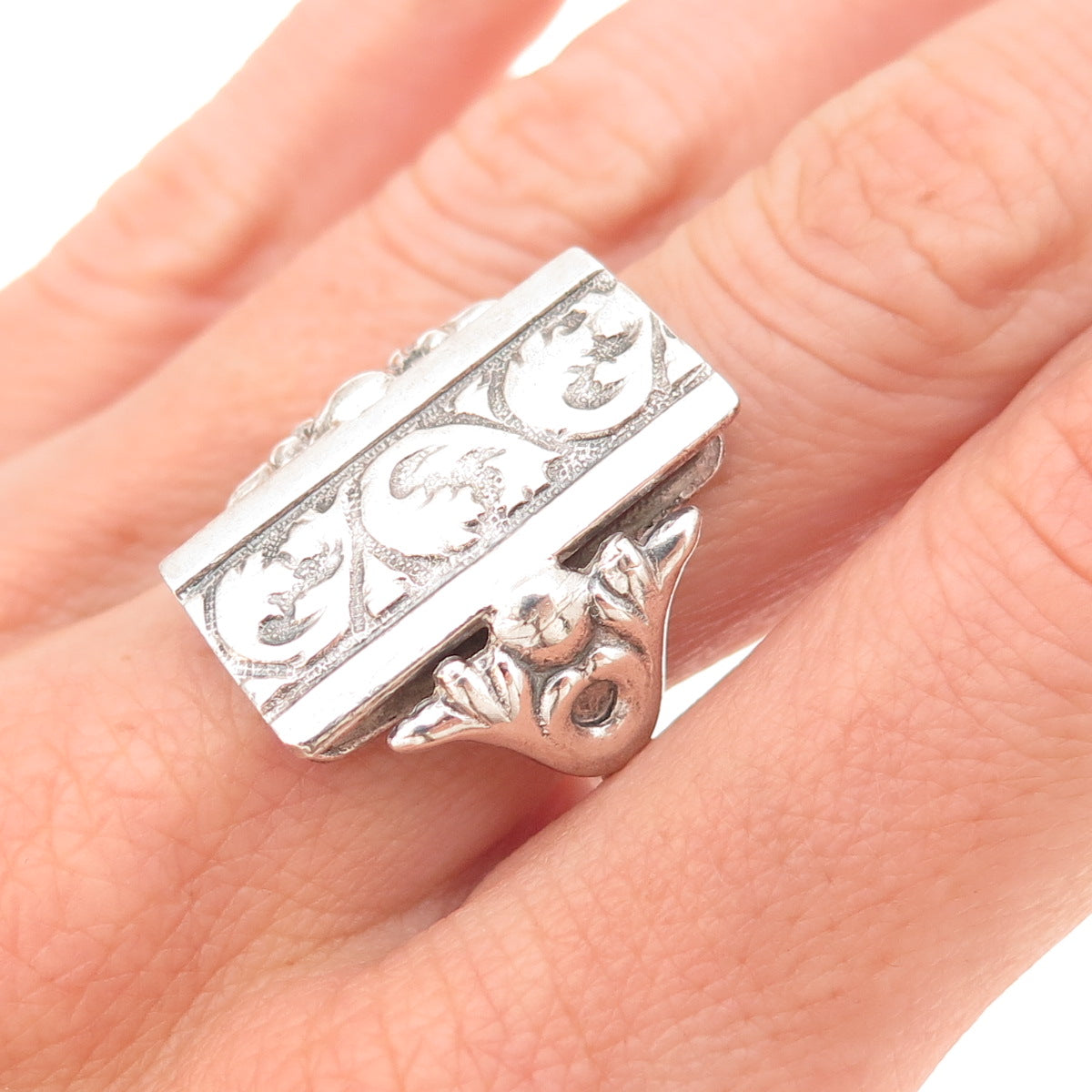 925 Sterling Silver Antique Victorian European Floral Oxidized Ring Size 9.25