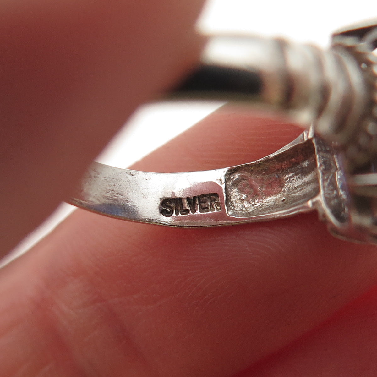 925 Sterling Silver Vintage Oval-Cut Lab-Created Sapphire Ring Size 4.75