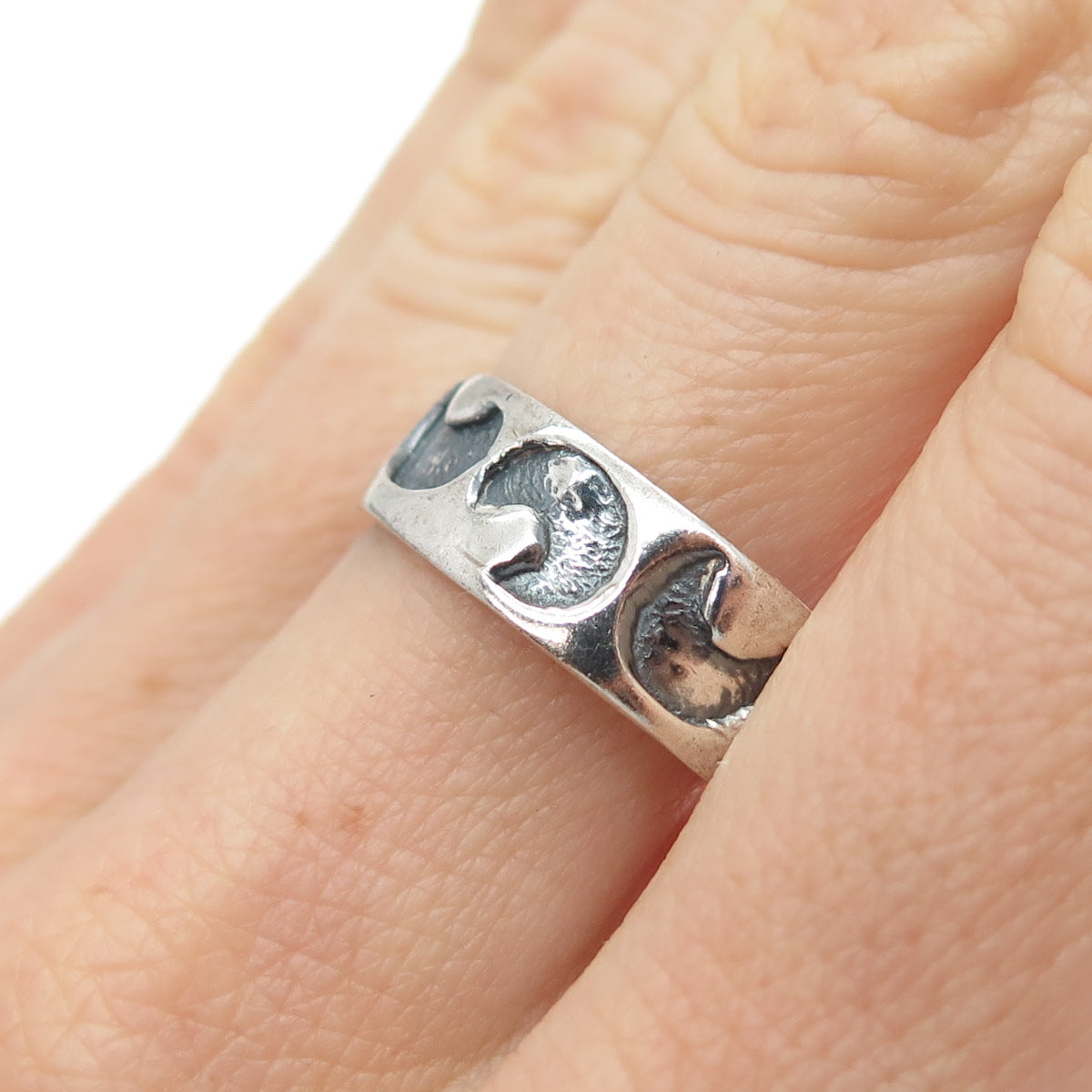 925 Sterling Silver Vintage Crescent Moon Band Ring Size 9.25