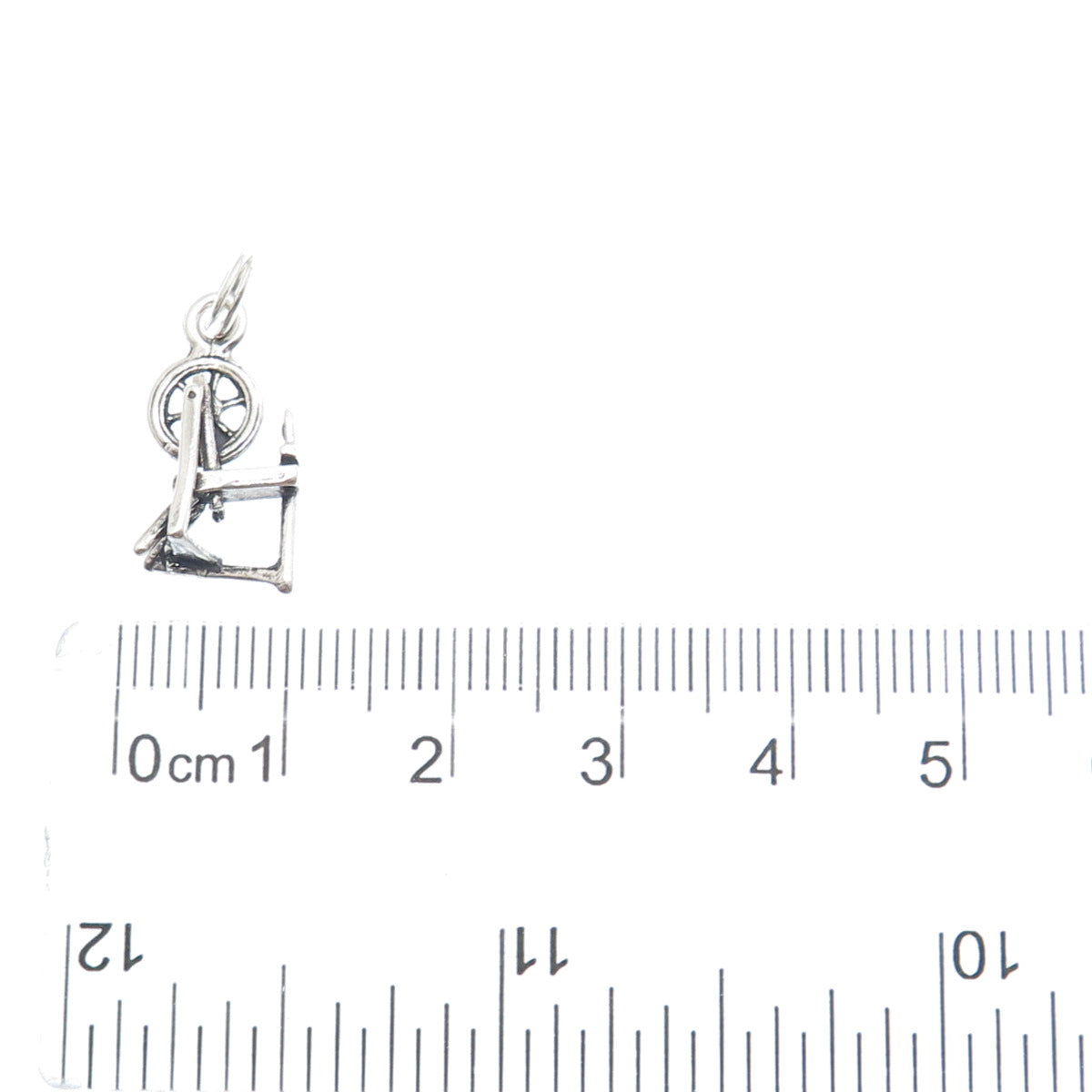925 Sterling Silver Vintage Spinning Wheel Minimalist 3D Charm Pendant