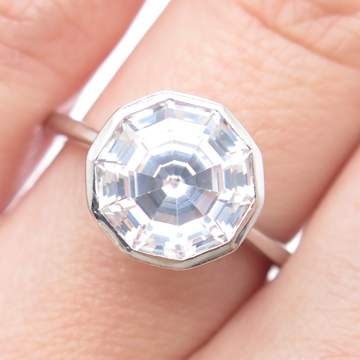 DEE BERKLEY JEWELRY 925 Sterling Silver C Z Engagement Ring Size 7.25