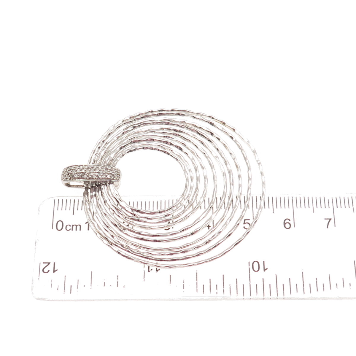 925 Sterling Silver Real Diamond Modernist 10 Interlocked Circle Pendant