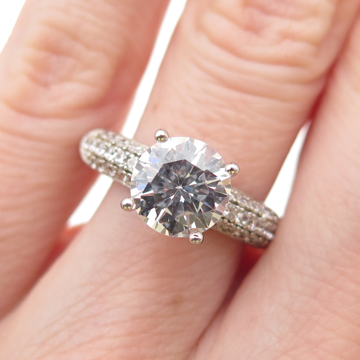 925 Sterling Silver Round-Cut C Z Engagement Ring Size 6