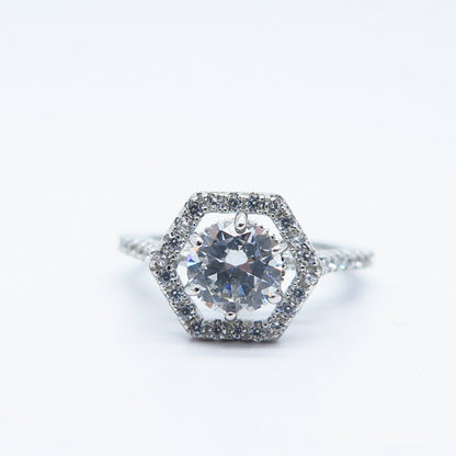 925 Sterling Silver Round-Cut C Z Ring Size 6.25