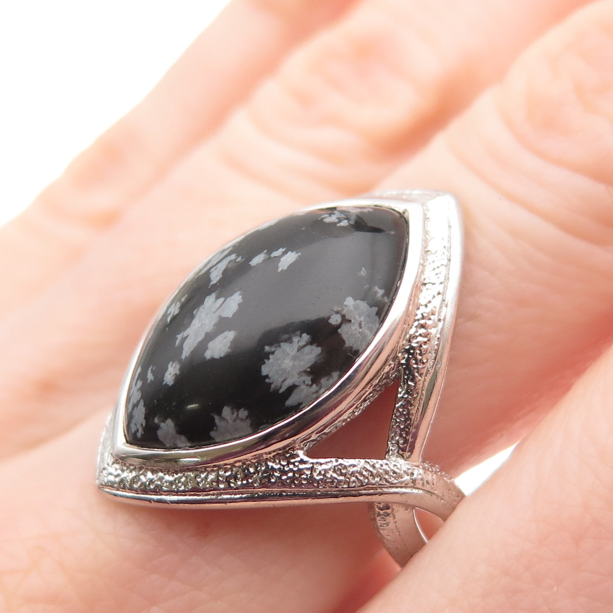 925 Sterling Silver Vintage Real Snowflake Obsidian Modernist Ring Size 9