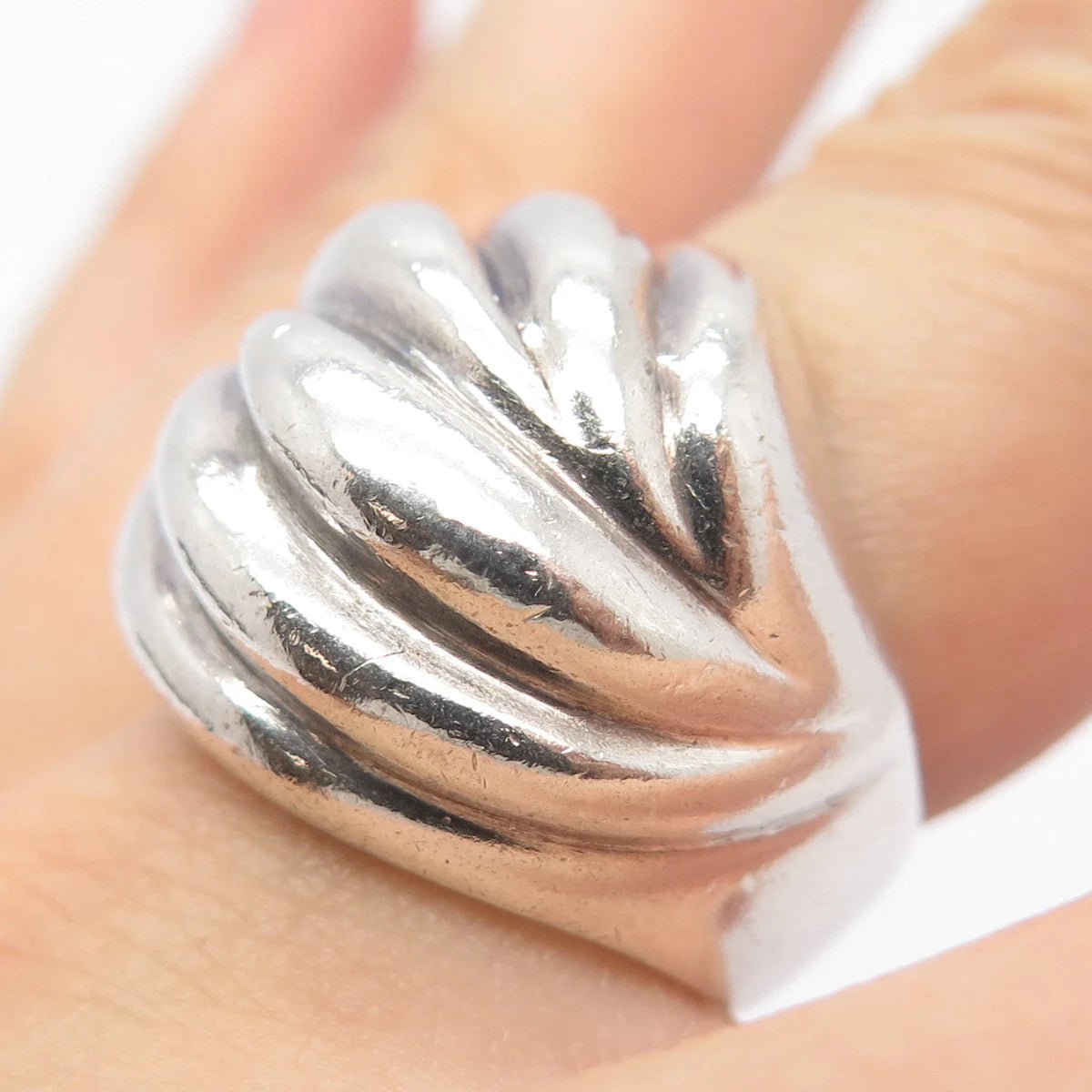 925 Sterling Silver Vintage Modernist Ribbed Wide Ring Size 5.75
