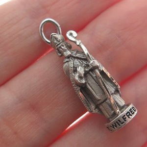 CREED 925 Sterling Silver Vintage St. Wilfred Minimalist 3D Charm Pendant